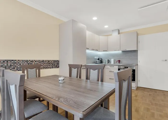 Na Vyhledech Apartment Loucna pod Klinovcem